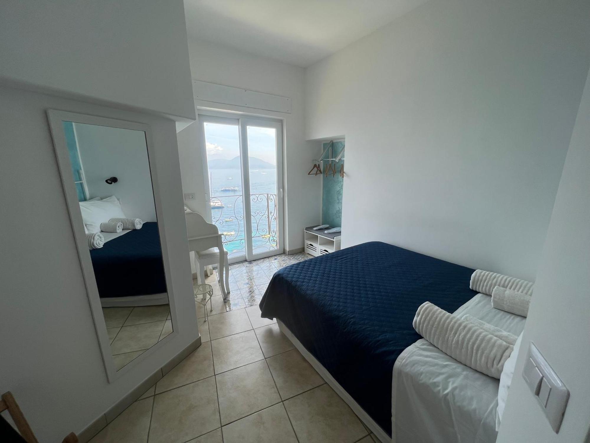 La Terrazza Sul Mare Bed & Breakfast Capri Exterior photo