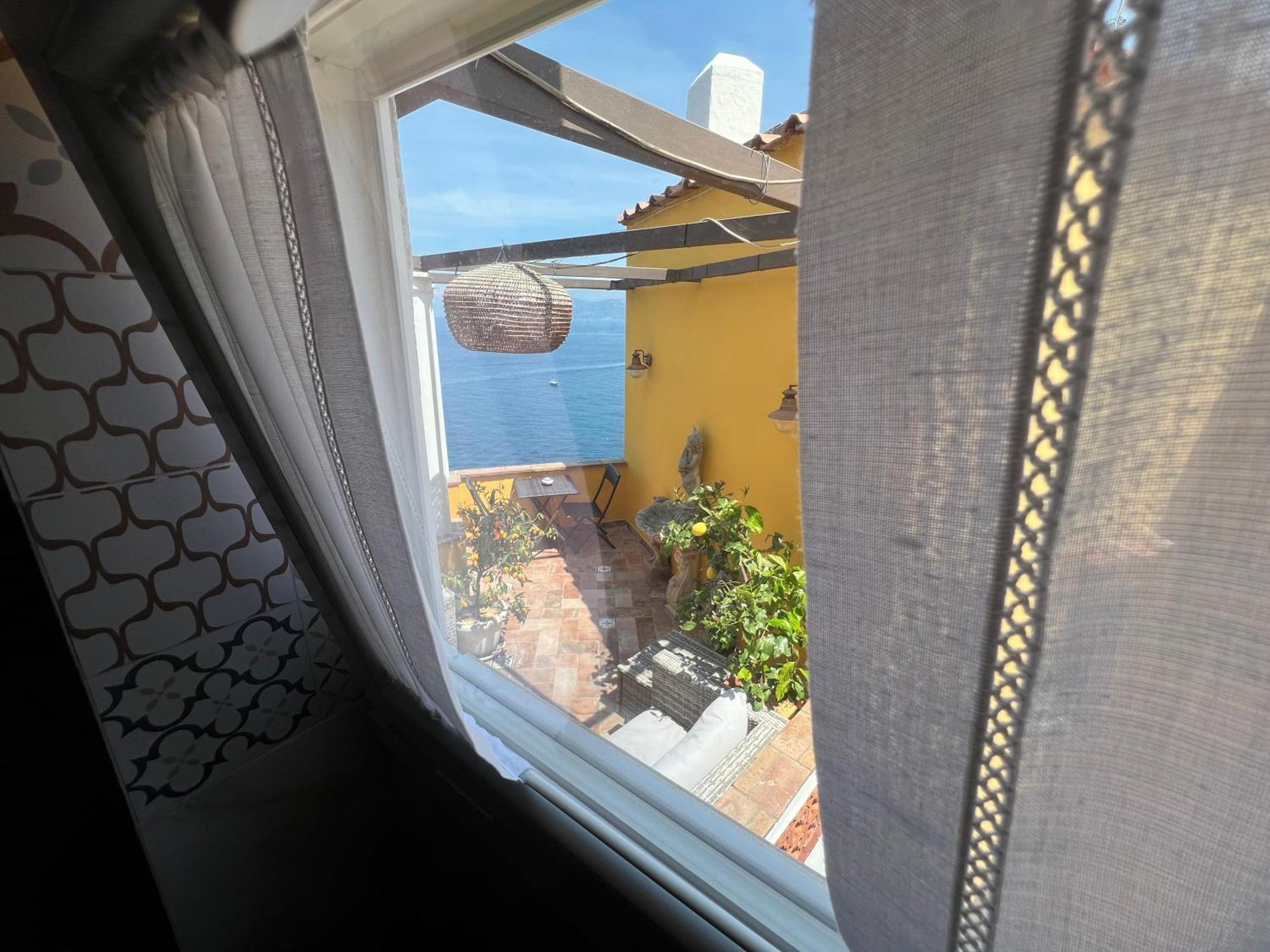 La Terrazza Sul Mare Bed & Breakfast Capri Exterior photo
