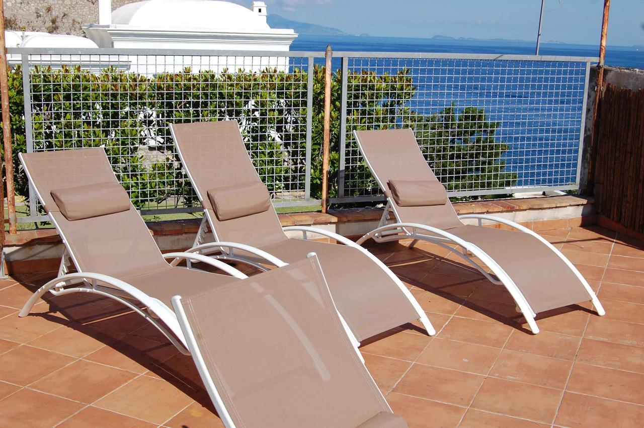 La Terrazza Sul Mare Bed & Breakfast Capri Exterior photo