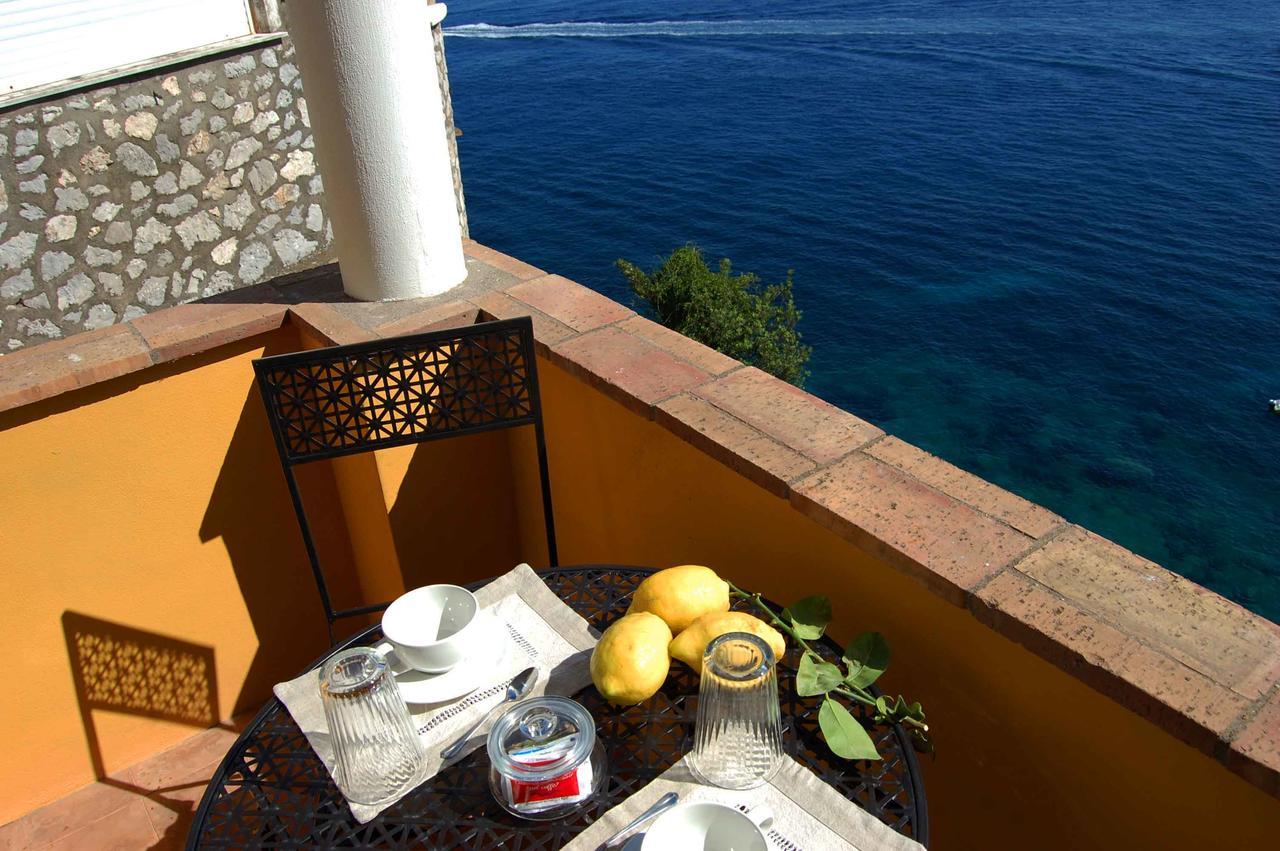 La Terrazza Sul Mare Bed & Breakfast Capri Exterior photo