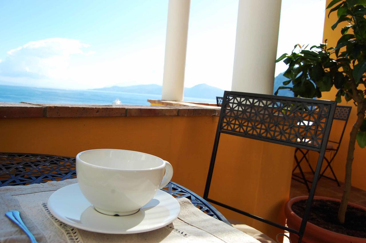 La Terrazza Sul Mare Bed & Breakfast Capri Exterior photo