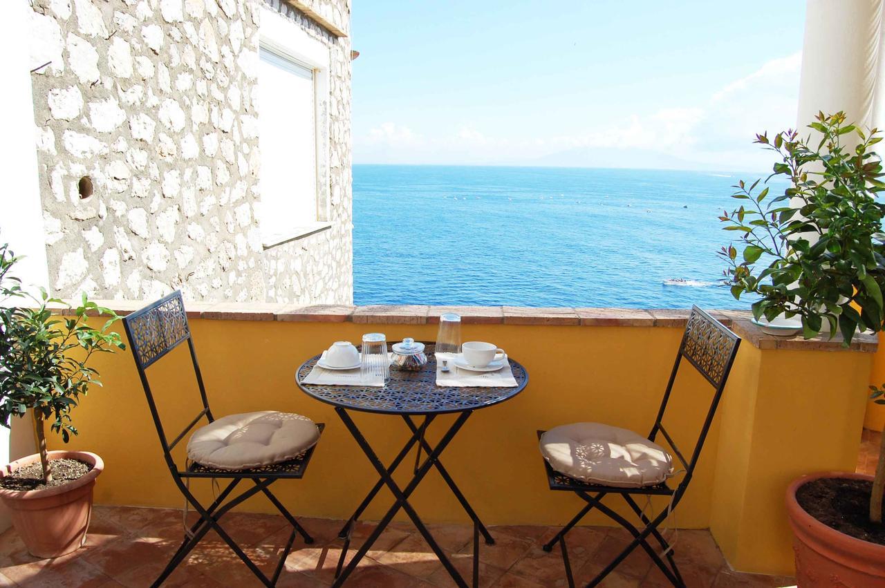 La Terrazza Sul Mare Bed & Breakfast Capri Exterior photo